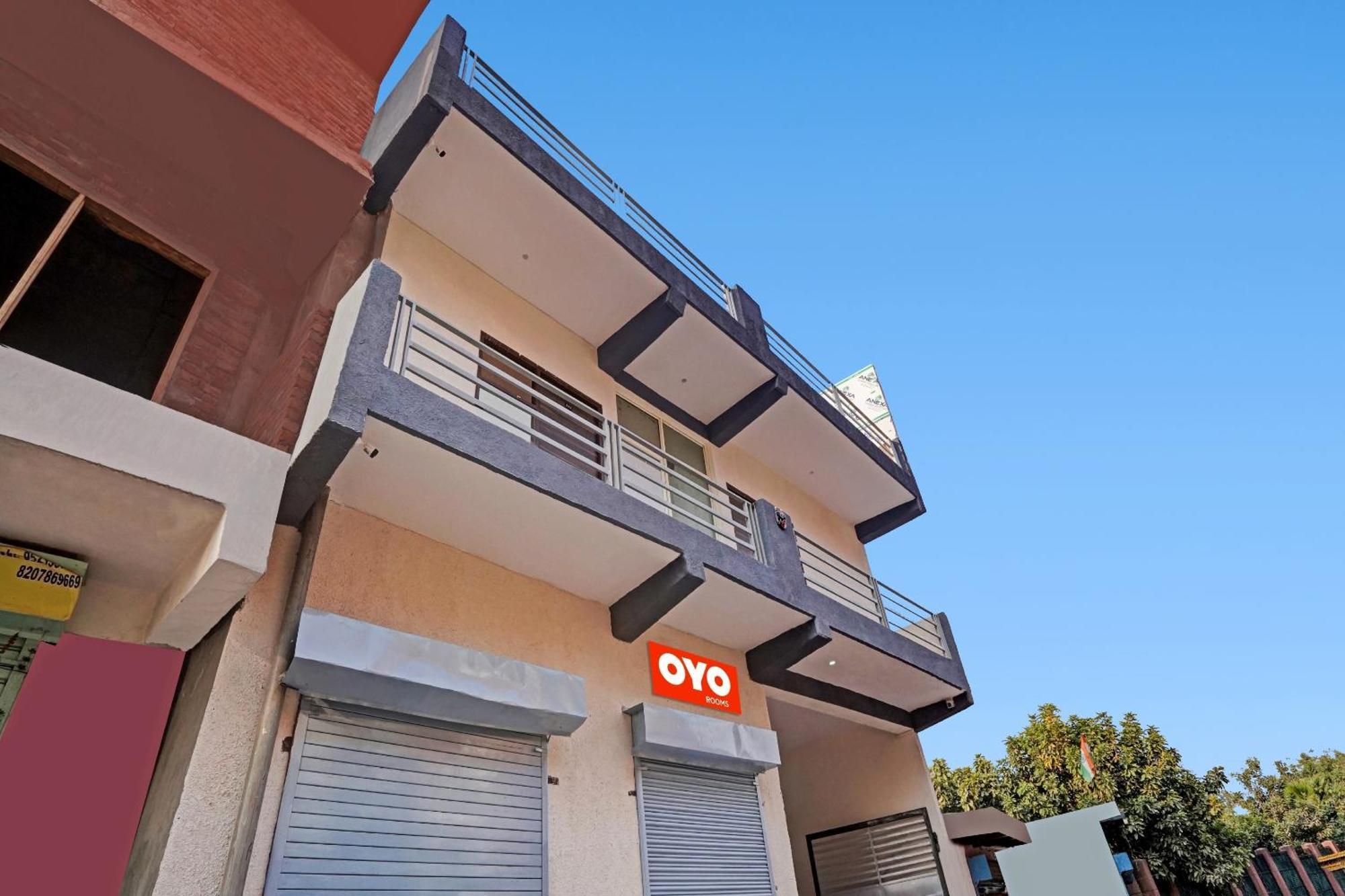 Hotel O Avs Hotel & Restaurant Noida Kültér fotó