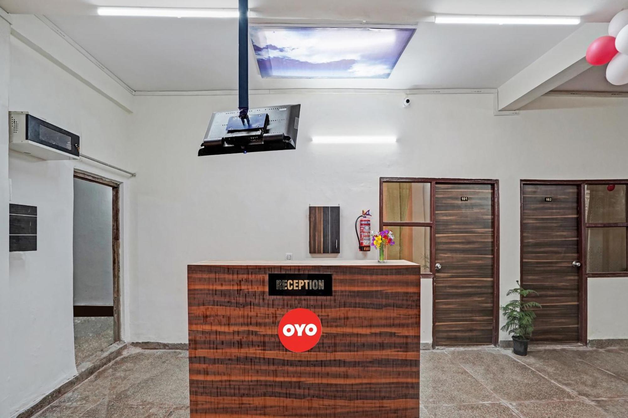 Hotel O Avs Hotel & Restaurant Noida Kültér fotó